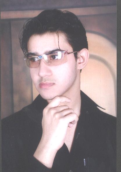 thts me b4 my new hair cut .. lol :P - THATS MEEEEEEEEEEEEEEEEEEE !