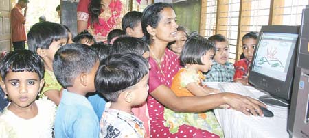 Learning PC - Teacher with students