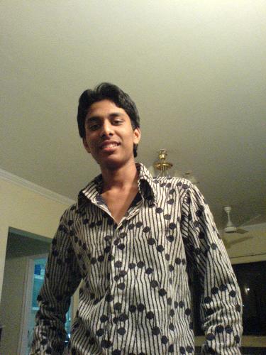 hey dats me.. - im standing in ma home..took the picture from my brothers sony erriccsson before his wedding..