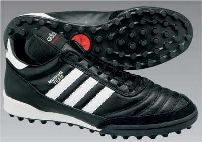 Soccer shoes - Soccer shoes
