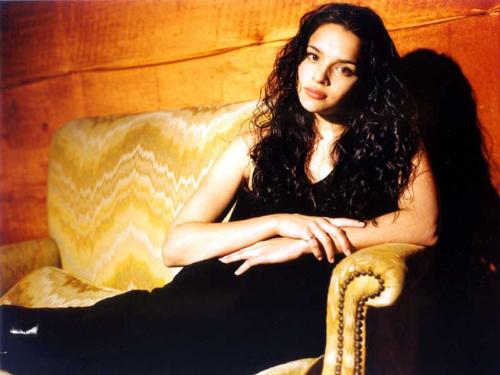 Norah Jones - sweet lady with her skill :-)