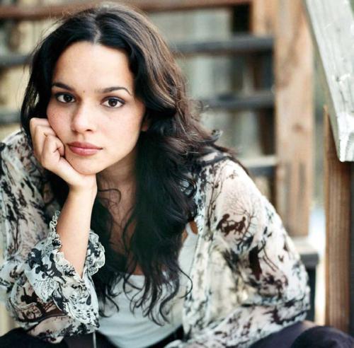 Norah Jones - sweet lady with her skill :-)
