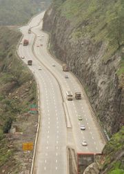 Mumbai - Pune Expressway - Expressway