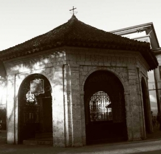 Magellan's cross - Shrine of magellan's cross in Cebu