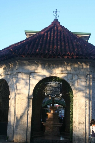 Magellans cross, cebu Philippines - Shrine of magellan's cross in Cebu, Philippines