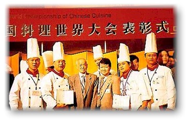 Men chefs - More men than woman in this picture of chinese chefs