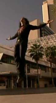 levitation..how does he do that - criss angel levitating