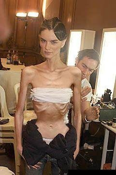 Too skiny - I think this is a French model. And they call this T-BONE. Too skiny - I think this is a French model. And they call this T-BONE.