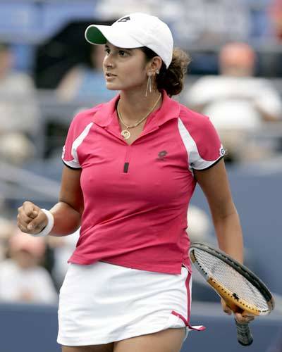 sania4 - in pink dress