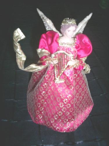 Do you believe in Angel - Well they said all of us has angel and they are always protecting us, like when we were kids we will fall from the stair but nothing bad will happen to us.They said  we should always call our angel not only in bad time but in all time also.It pays to know our angel.