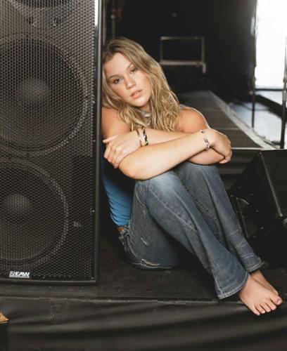 she so pretty - you rock joss