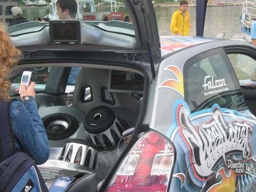 an phoned car - thid picture was taken at the exposition