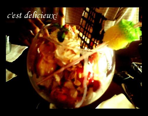 pralin - 4 scoops of ice cream