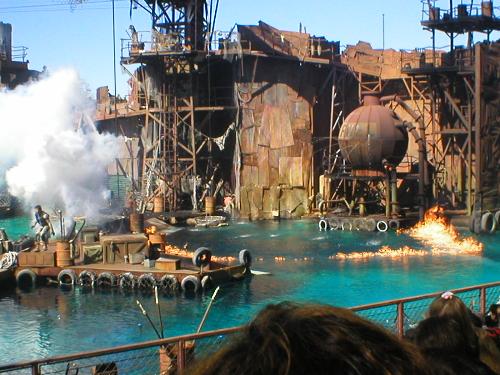Photos at at the Waterworld set - These are my photos during my trip to  Universal Studios.i've visited different movie sets during my visit to universal studios. One of them is the set of Waterworld.It's really fun being able to experience a live movie set performance. I just stared in wonder and awe. It's really a great experience for me.