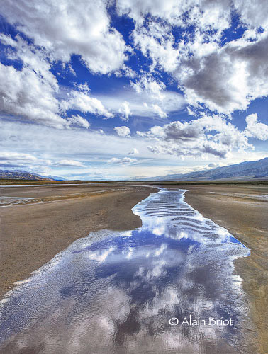 scenic - a beautiful land scape.  a beautiful artistic pic and a good photography.