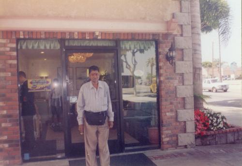 Travel - Me In niagra Hard Rock Cafe