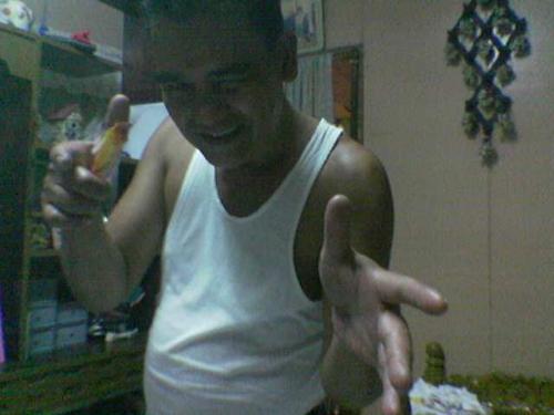 dats my tatay!! ( daddy-tatay ) - taken this shot on his 51st bday..