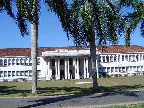 Faculty of engineering - This photo is a one of my collection of univesity of peradeniya_Sri Lanka.This is the main building of the engineering faculty that im studding.