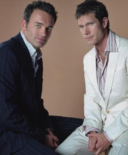 The Men of Nip/Tuck - Image of Sean and Christian from the show Nip/Tuck starring Julian McMahon and Dylan Walsh.