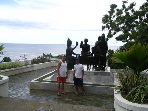 Blood Compact on Bohol (Philippines) - We spent a few days on Bohol.