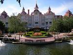 Disney Land  vacation photos - These are the photos my friends and I took during our road trip to Los Angeles California.  We've also visited Disneyland during our stay in Los Angeles. It was my first time in Disneyland. It feels like my dream as a child came true. I always watch Mickey mouse cartoon on tv and now i'm in Mickey's world. What a great experience. It's so nice to be a kidd again, even for a short while.