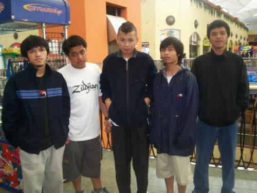 'At SM Baguio' - Jhong, Gil, Jewell, Me, and Balong