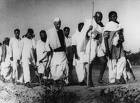 mahatma gandhi - This phot shows Mahatma Gandhiji, the father of Indian Nation and his followers