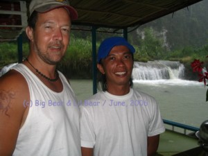 Big Bear and Lil Bear - Floating buffet restaurant ride on Lobac River, Bohol (Philippines).