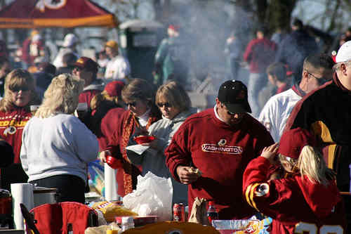 Washington Redskins vs. Phlidephia Eagles pt. 32 - The fans outside before the game tailgating and having fun outside.