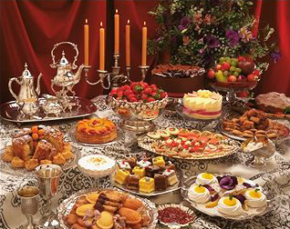 dessert table - mmm good