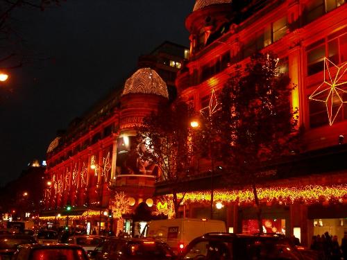 Christmas in Paris - Store wars, Printemps - In Paris every year, the two biggest department stores go for an all out seduction war on customers.