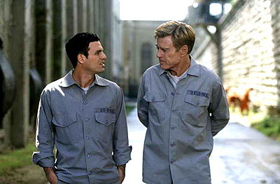 The Last Castle - The Castle is an unlikely last stop in the brilliant career of three-star General Irwin. Court-martialed and stripped of his rank, Irwin has been sentenced to the maximum security military prison, which is run with an iron fist by its warden, Colonel Winter. Winter can't help but respect the once-legendary general, but it isn't long before that respect turns to resentment and then open hostility as Irwin continually confronts the warden on his methods. Setting out to break Irwin by whatever means necessary, the colonel's tactics only fuel Irwin's defiance and cause the other prisoners to rally behind the general in his new mission: to seize control of the prison and remove Winter from his command. The men imprisoned in The Castle have been told that they are no longer soldiers... but they are about to prove that they can still fight a war.