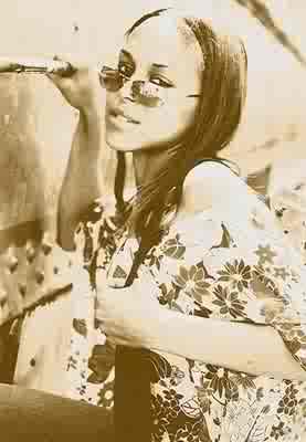Me as a Hippie - Catching the train with my guitar