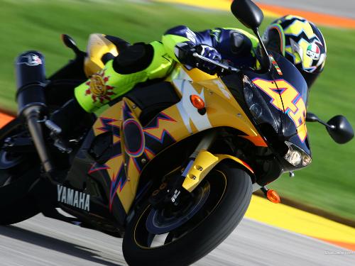What a color combination for R6? - Yellow & black for R6 rode by THE DOCTOR.