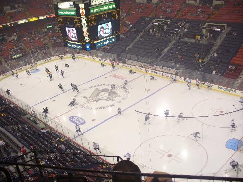 Penguins from the nose bleed view - Pittsburgh Penguins on December 19, 2006 against the St. Louis Blues. The Penguins lost 4 - 1.