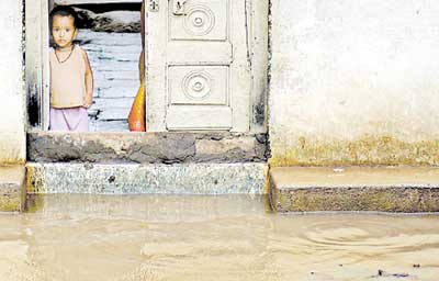 Can you please whats the incident it is? - This is published in news paper from Andhra Pradesh and describes the rain fall happened when cyclone came in sept06