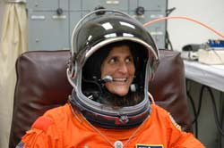 sunitha williams - SUNITHA WILLIAMS - Another Indian to space next to kalpana chawla.
