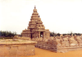 Shore temple in TN - The Sea Shore temple in Mahabalipuram build by Pallavas during 7th to 8 th century AD....