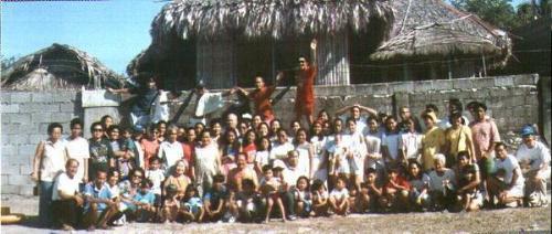 The Aurelio Clan - this photo was taken a long, long time ago. i was about nine or ten years old back then. this was the first reunion our family ever had. i'm hoping it's not the last but we haven't had another reunion afterwards. this was taken at tita mazel's dap-ayan ti currimao beach resort.