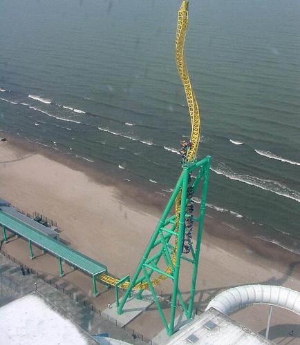 Fantastic Roller Coaster - Saw this picture and wanted to share with all of it. Seems dangerous.