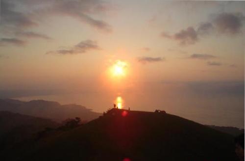 Sunset  View - It is so relaxing to watch the sunset... The sunset by the mountain, a feeling of amazement of how God made this world a wonderful place to live in. Living the busy city to search for his beautiful creation.