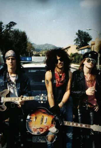 Guns N Roses - Guns N Roses