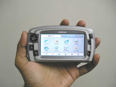 nokia 7710 - I have Nokia 7710. I complete mltimedia experience. Its so much fun with this cool device. The music, the video quality. Everything is right upto the mark. I feel very good that i own this handset. Which one is yours.