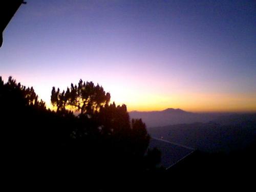 sunrise - Sunrise view on my window. Such a beautiful morning. Was still sleepy that time but thanks to my phone, was able to capture it! Thank God for such a beautiful creation!