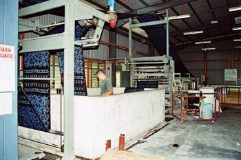 merendam - seventh step of making batik