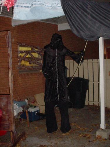 Hubby on stilts - Hubby on stilts