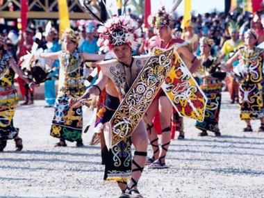 tari dayak - Dayak Dance