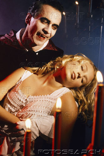 Come and eat me - Dracula hahaha