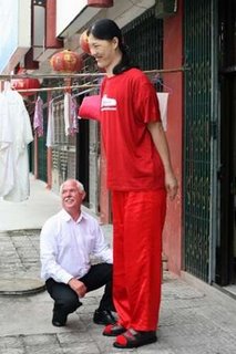  Tallest Woman In The World -  Tallest Woman In The World