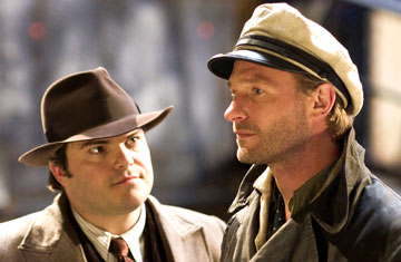 king kong - Jack Black and Thomas Kretschmann